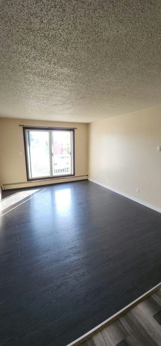 127-304-127 Mount Pleasant Drive, Camrose, AB, T4V 3G4 - 11