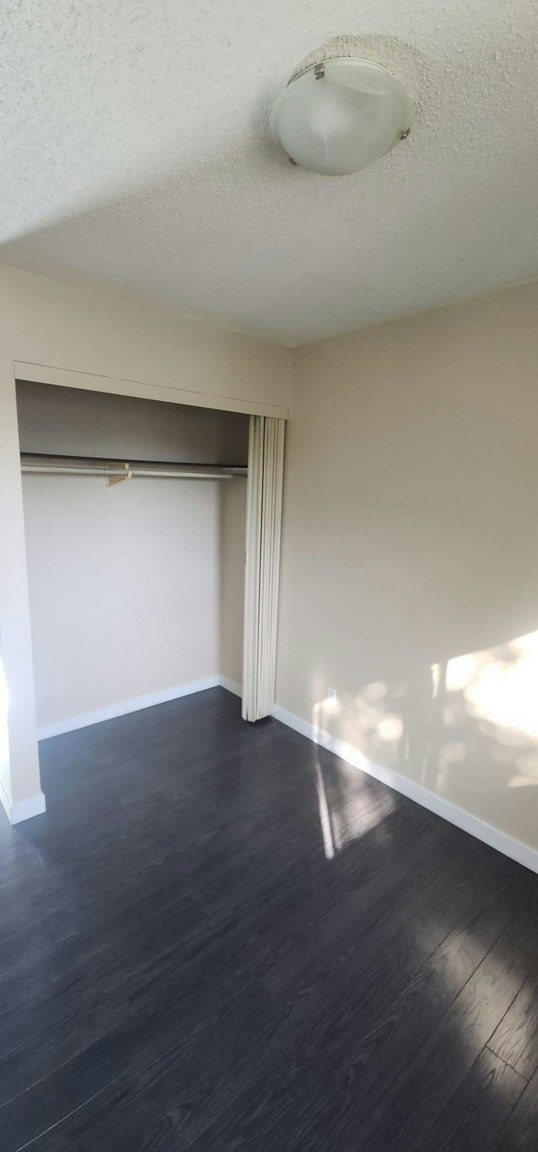 127-304-127 Mount Pleasant Drive, Camrose, AB, T4V 3G4 - 3