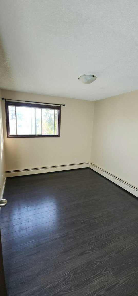 127-304-127 Mount Pleasant Drive, Camrose, AB, T4V 3G4 - 5