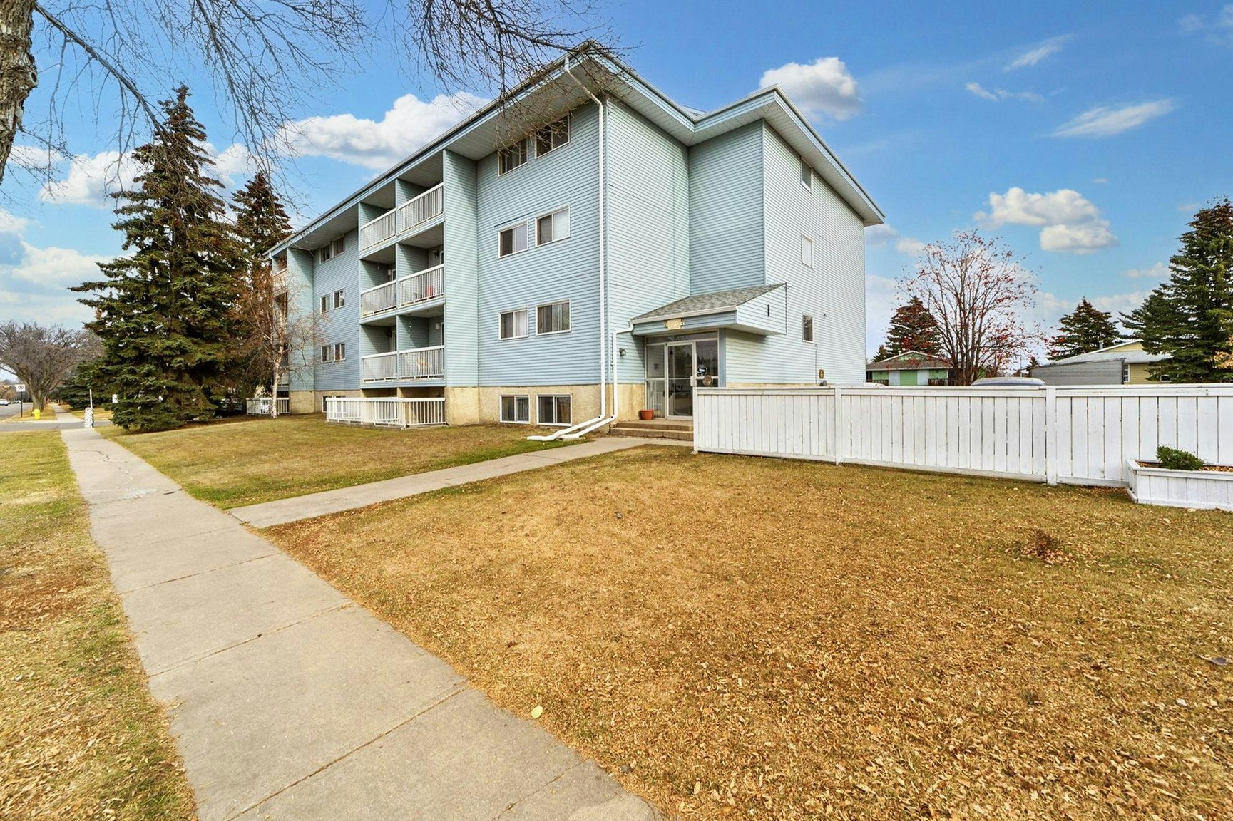 127-402-127 Mount Pleasant Drive, Camrose, AB, T4V 3G4 - 5