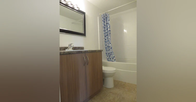 302-909 Market Street, Victoria, BC, V8T 2E9 - 3