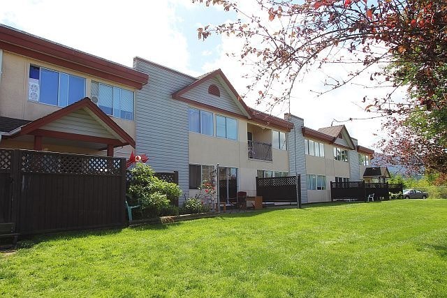 308-159 Wakesiah Avenue, Nanaimo, BC, V9R 3K1