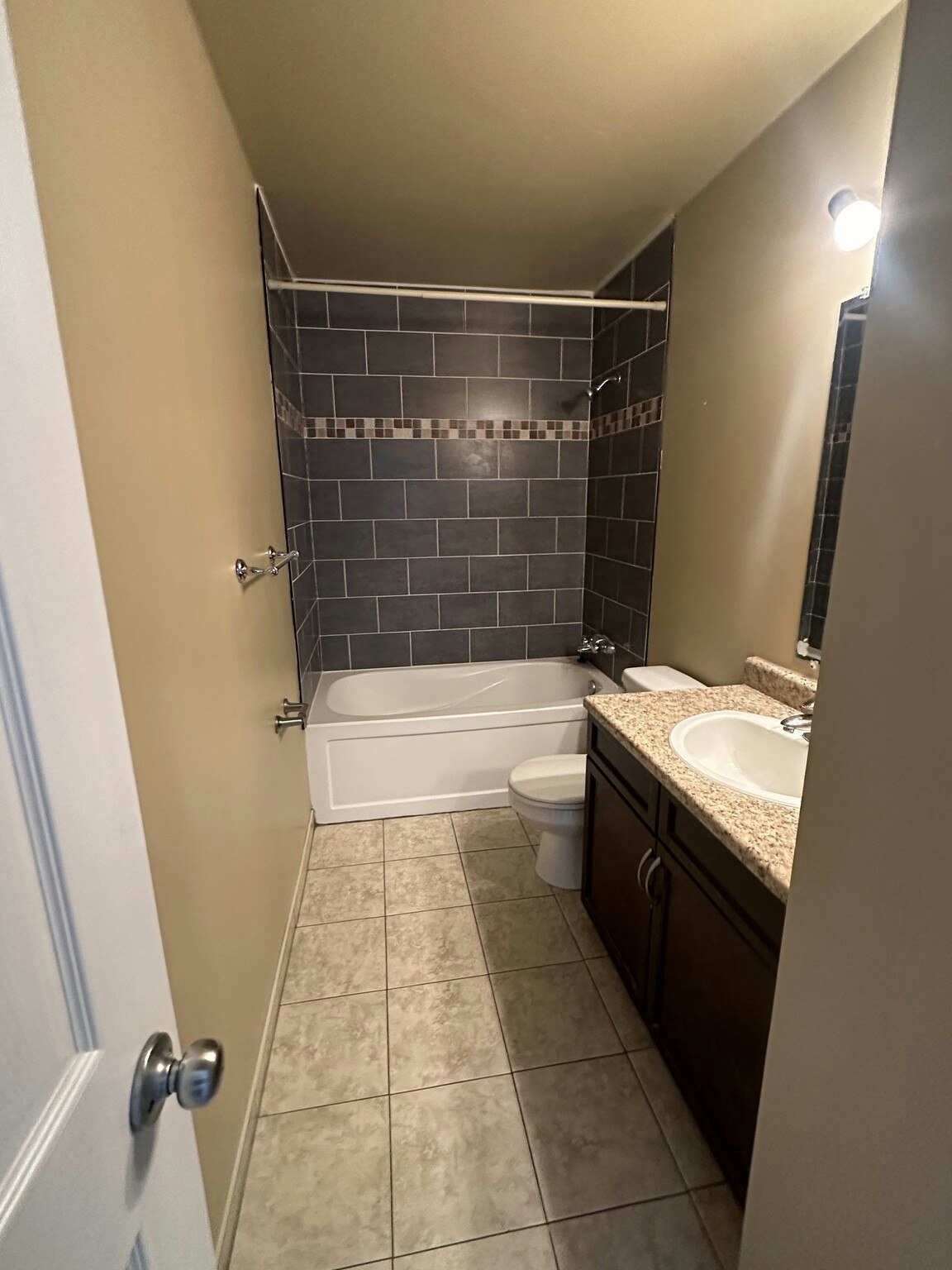 3807 76 Street Nw, Edmonton, AB, T6K 2P9 - 10