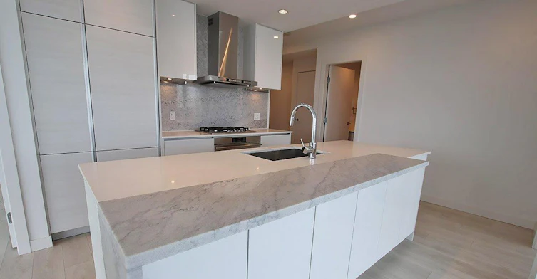 4670 Assembly Way, Burnaby, BC, V5H 0H3 - 2