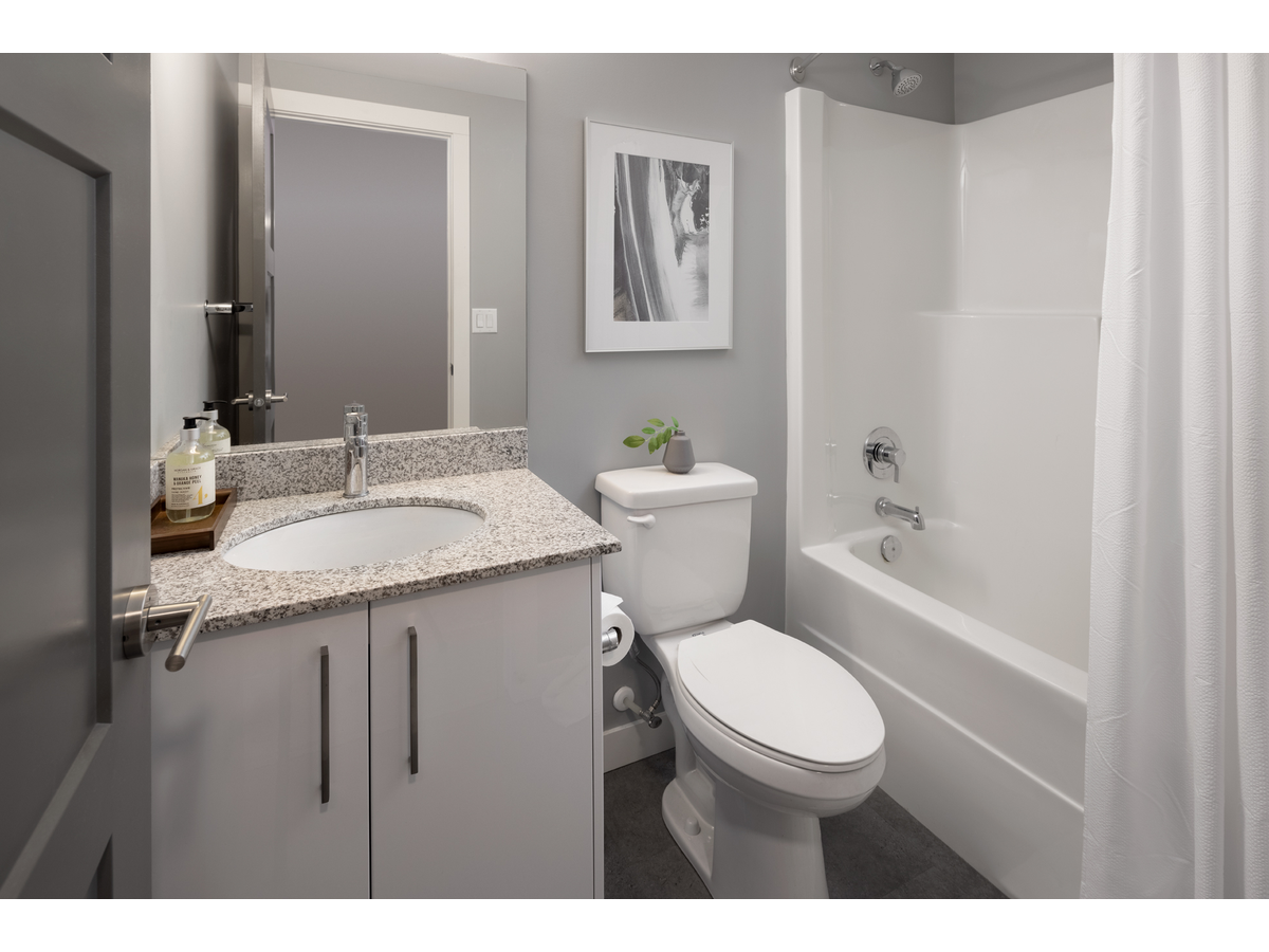 B205-3651 Elliott Road, West Kelowna, BC, V4T 0B3 - 6