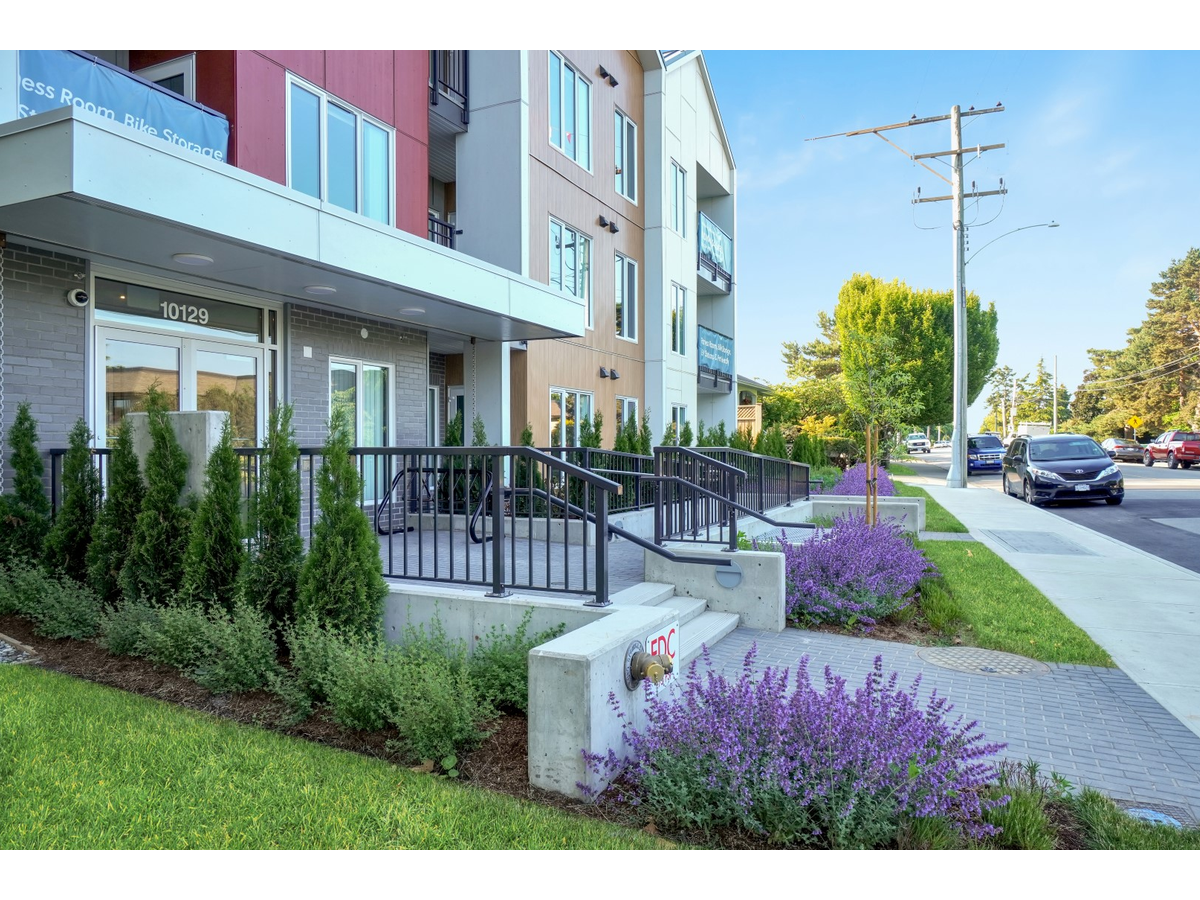 0220-10129 Fifth Street, Sidney, BC, V8L 0E2 - 8