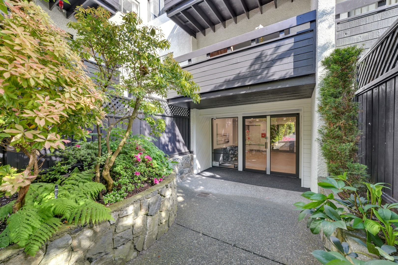 0105-1002 Mckenzie Avenue, Saanich, BC, V8X 4B5 - 24