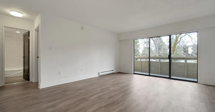0105-1002 Mckenzie Avenue, Saanich, BC, V8X 4B5 - 20