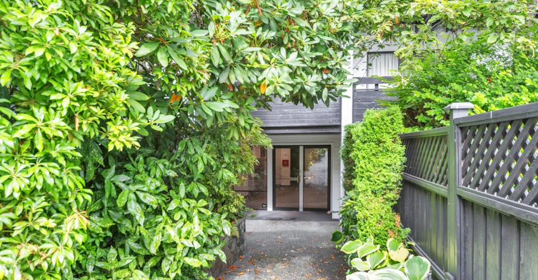 0105-1002 Mckenzie Avenue, Saanich, BC, V8X 4B5 - 5