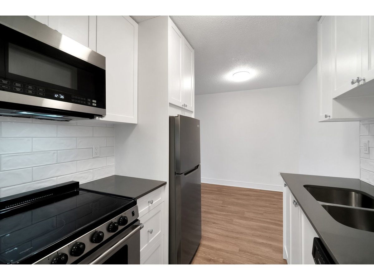 0105-1002 Mckenzie Avenue, Saanich, BC, V8X 4B5 - 7