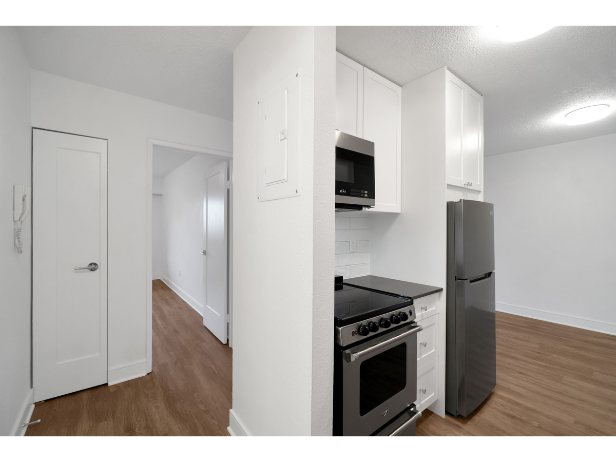0105-1002 Mckenzie Avenue, Saanich, BC, V8X 4B5 - 18