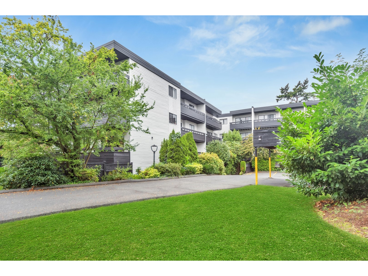 0105-1002 Mckenzie Avenue, Saanich, BC, V8X 4B5 - 4