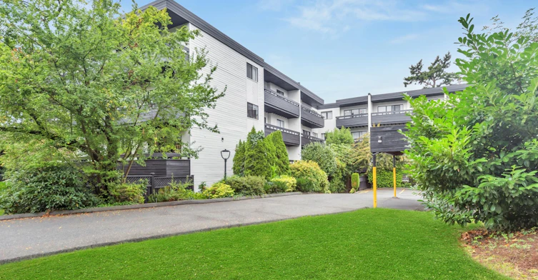 0105-1002 Mckenzie Avenue, Saanich, BC, V8X 4B5 - 4