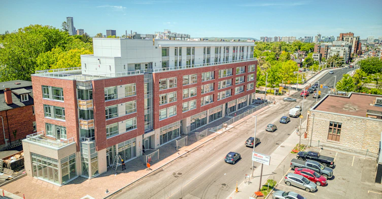 1050 Bank Street, Ottawa, ON, K1S 3X2