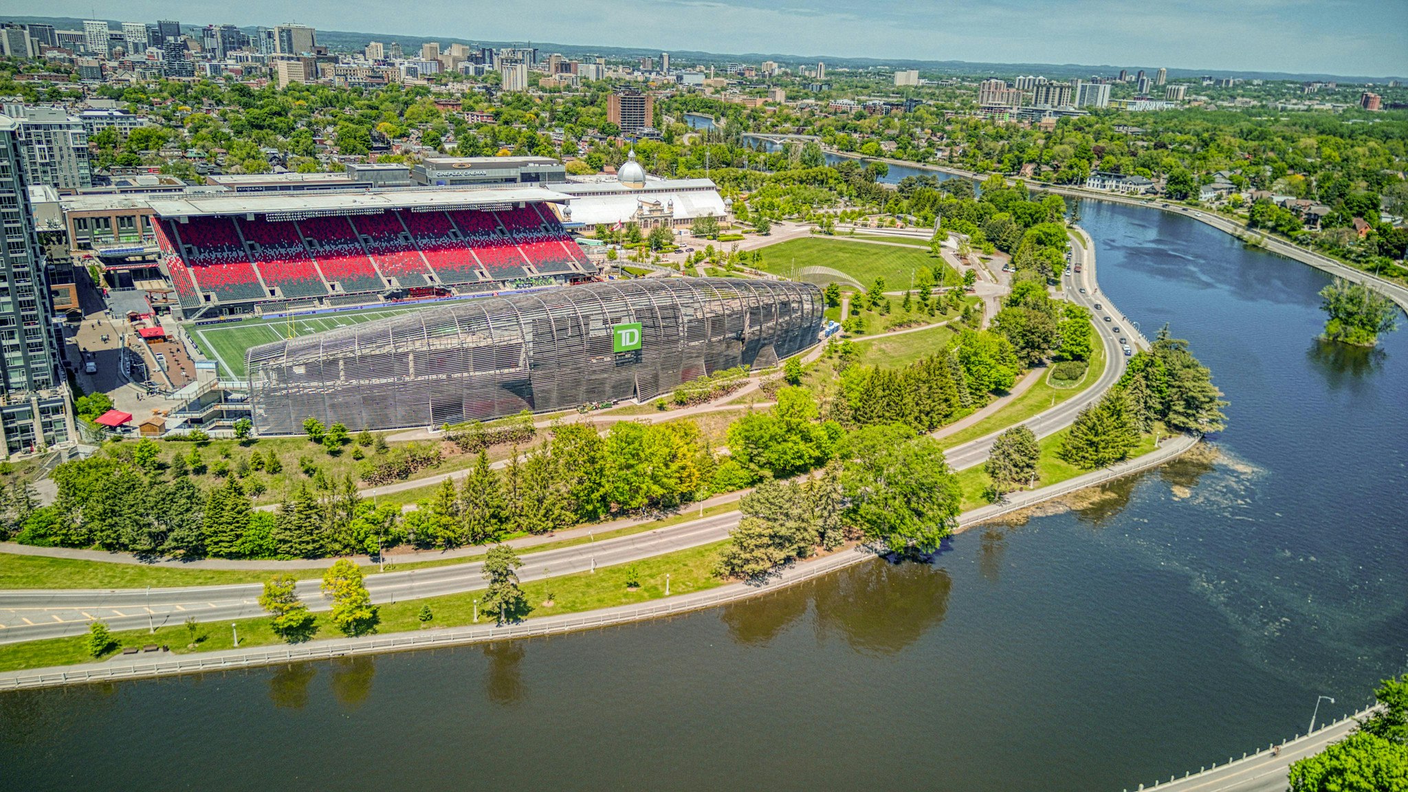 1050 Bank Street, Ottawa, ON, K1S 3X2 - 3