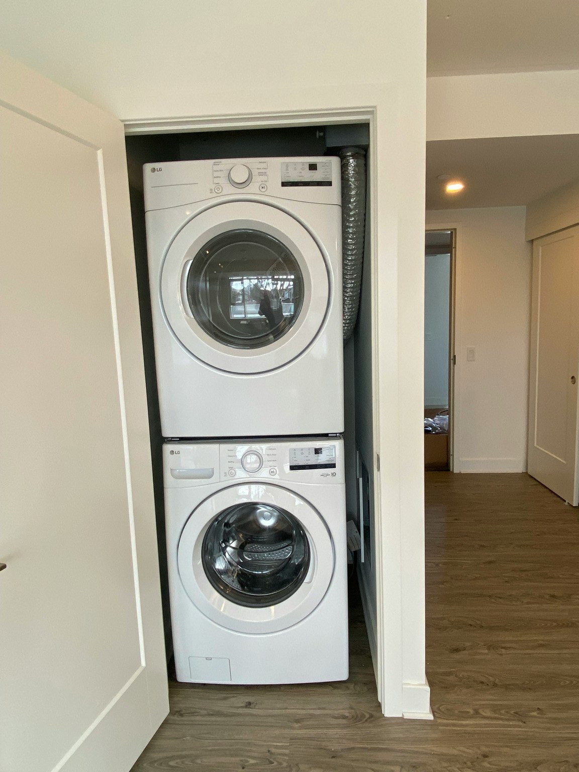 1050 Bank Street, Ottawa, ON, K1S 3X2 - 18