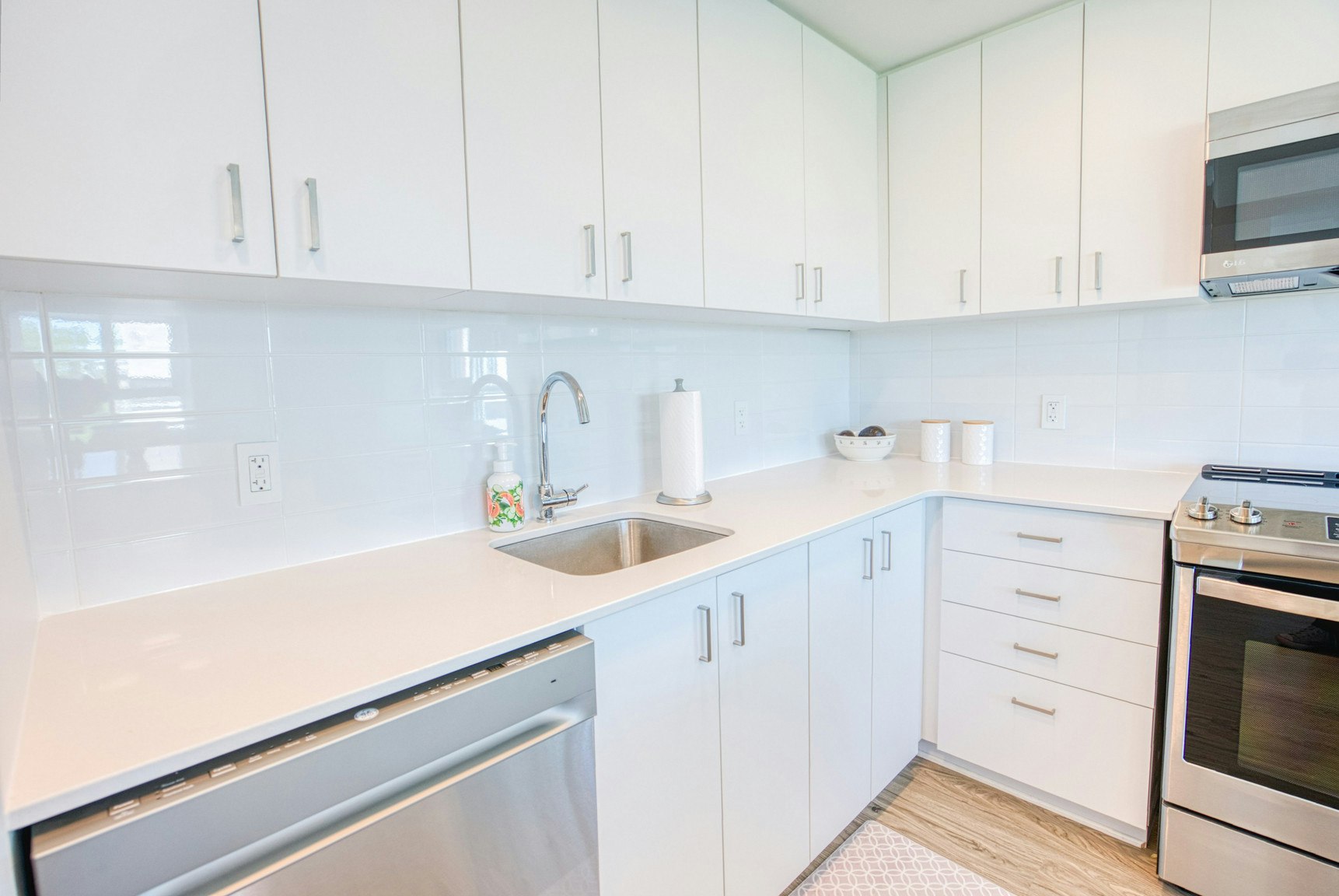 1050 Bank Street, Ottawa, ON, K1S 3X2 - 14