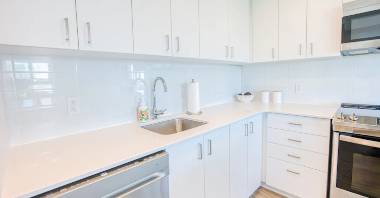 1050 Bank Street, Ottawa, ON, K1S 3X2 - 14