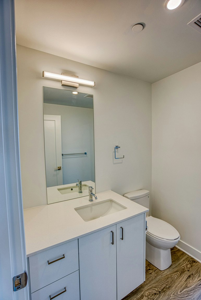 1050 Bank Street, Ottawa, ON, K1S 3X2 - 44