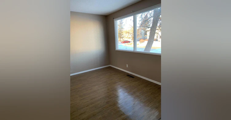 7113 Bowman Avenue, Regina, SK, S4T 6K9 - 3