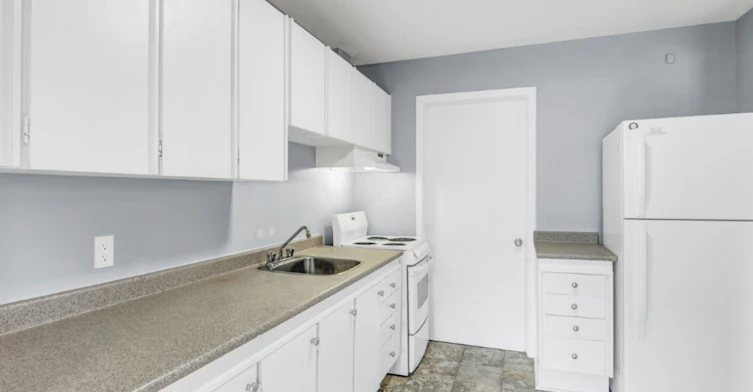 161-1343 Meadowlands Drive, Ottawa, ON, K2E 7E8 - 7