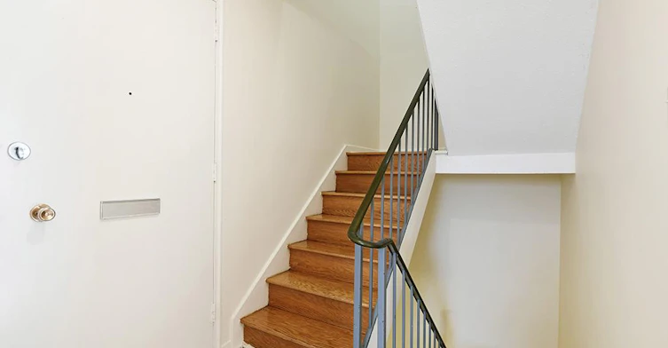1343 Meadowlands Drive, Ottawa, ON, K2E 7E8 - 8