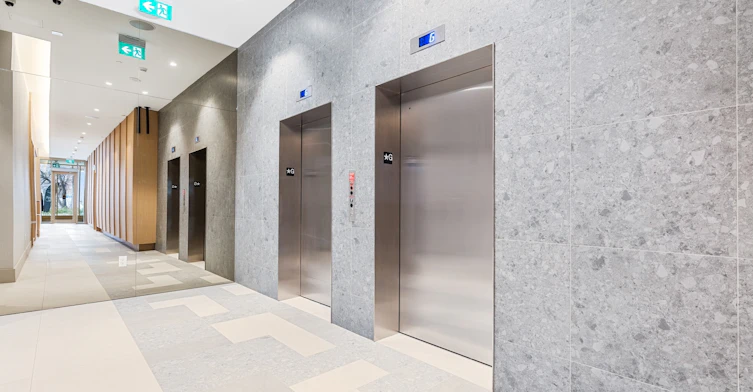 220-9 Croham Road, Toronto, ON, M6E 0B3 - 32