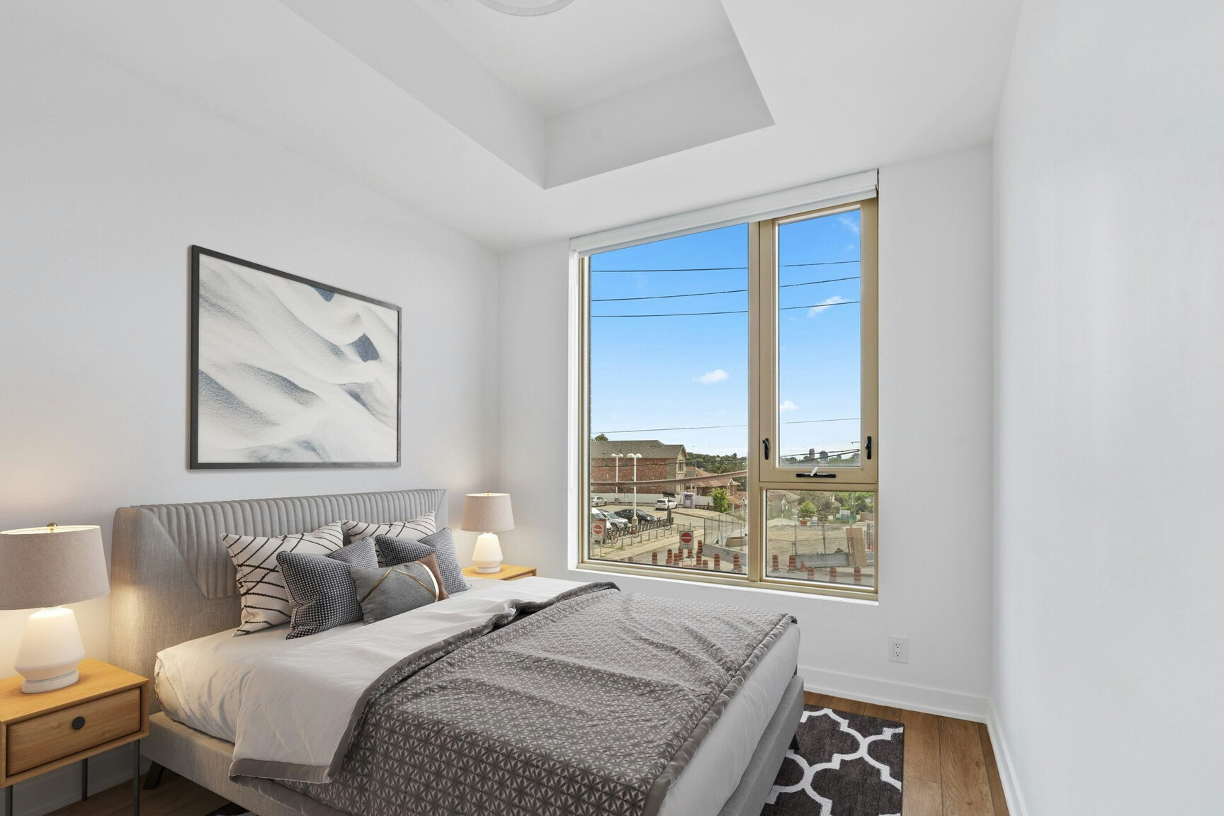 427-9 Croham Road, Toronto, ON, M6E 0B3 - 9