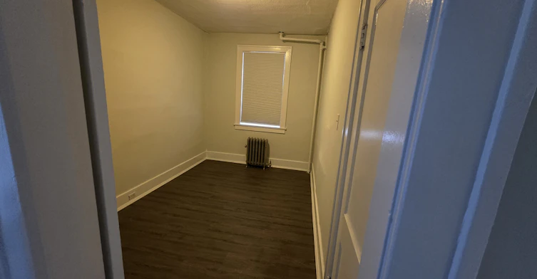 5-1900 Garnet Street, Regina, SK, S4T 2Z4