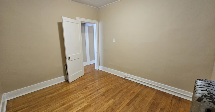 7-1900 Garnet Street, Regina, SK, S4T 2Z4