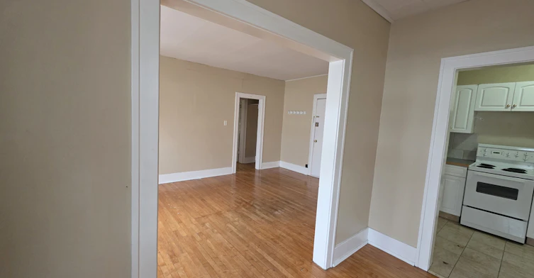 10-1900 Garnet Street, Regina, SK, S4T 2Z4