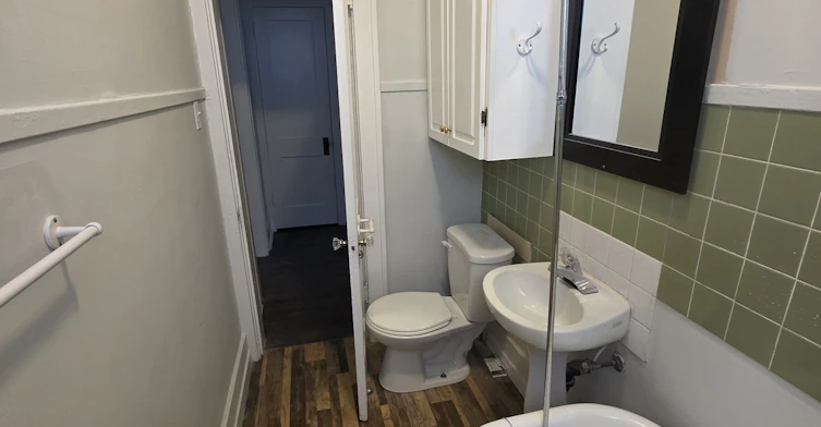 9-1900 Garnet Street, Regina, SK, S4T 2Z4 - 2