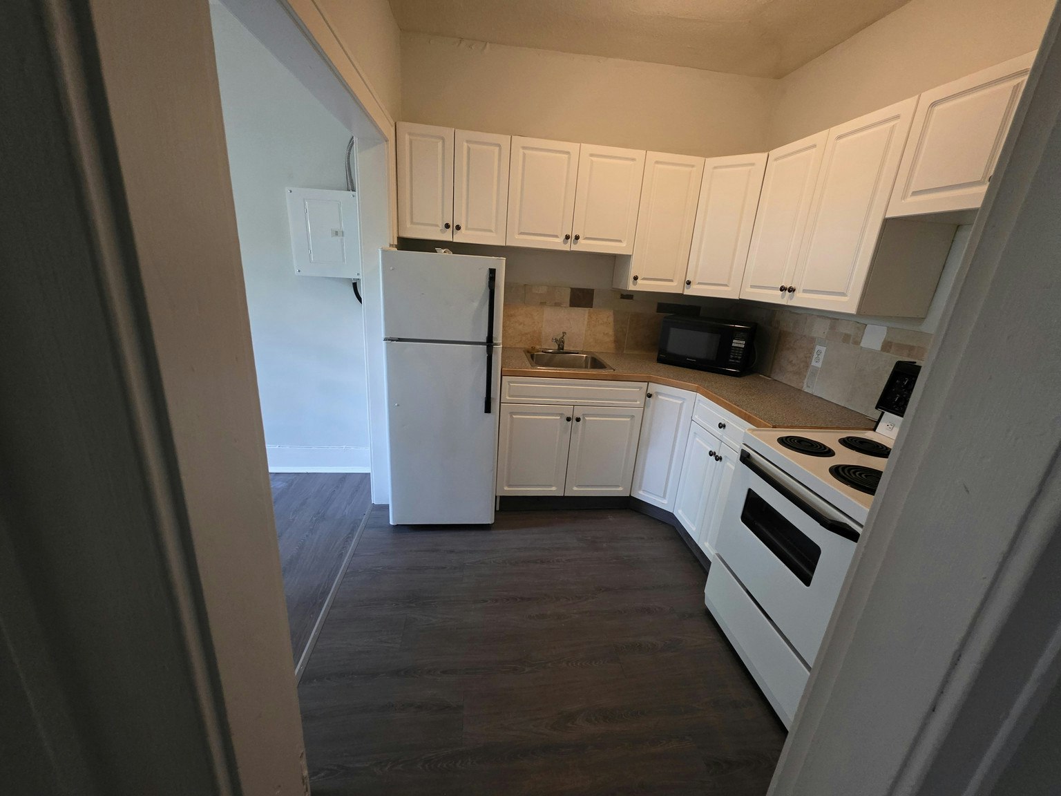 9-1900 Garnet Street, Regina, SK, S4T 2Z4 - 3