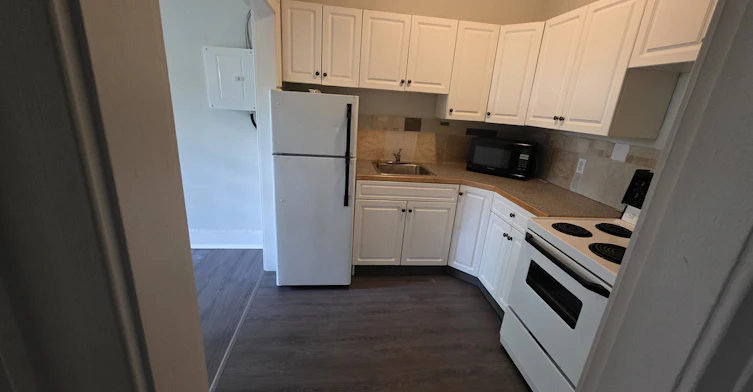 9-1900 Garnet Street, Regina, SK, S4T 2Z4 - 3