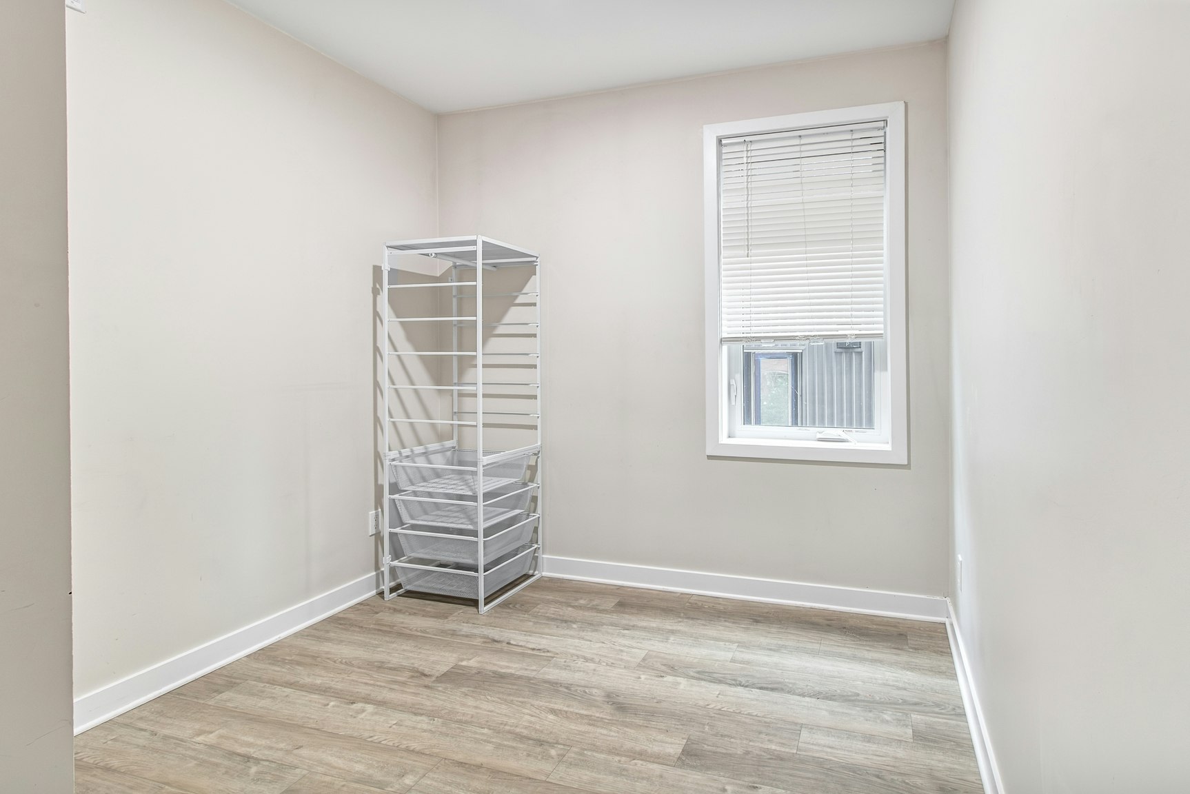 2-296 Somerset Street East, Ottawa, ON, K1N 6W1 - 8