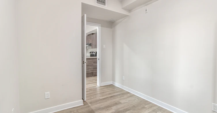 2-296 Somerset Street East, Ottawa, ON, K1N 6W1 - 13