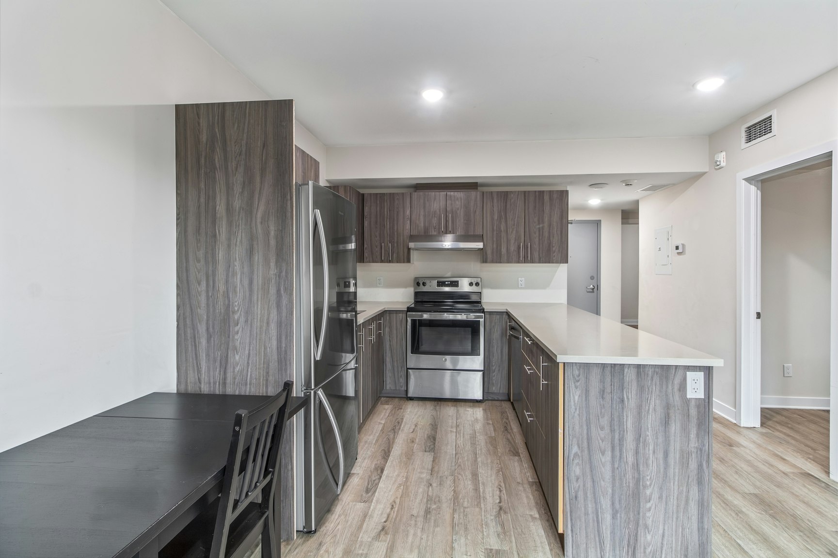 2-296 Somerset Street East, Ottawa, ON, K1N 6W1 - 4