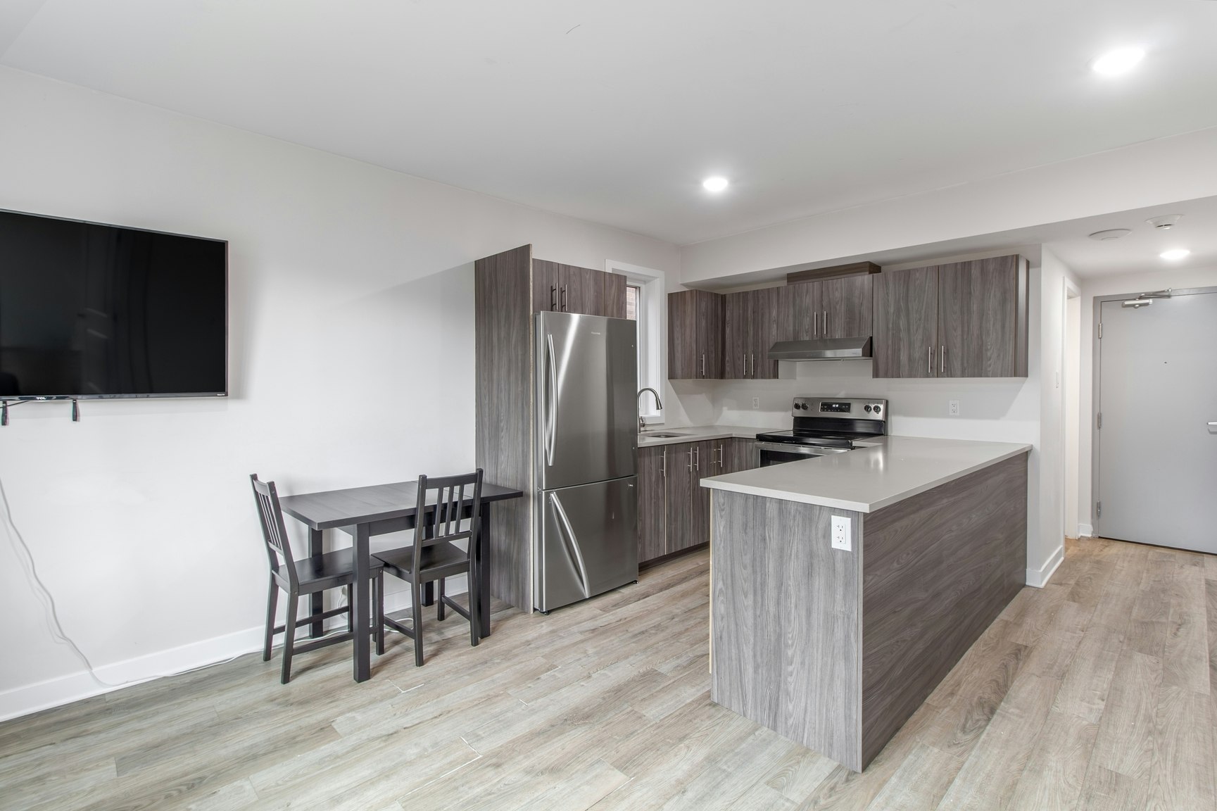 2-296 Somerset Street East, Ottawa, ON, K1N 6W1 - 5