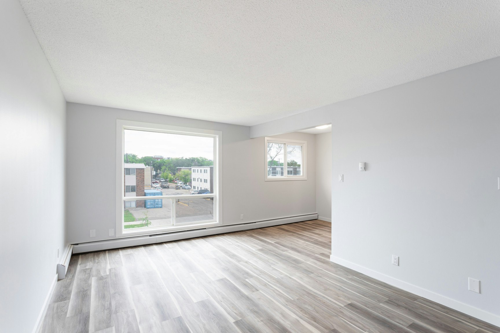 10629 114 Street Northwest, Edmonton, AB, T5H 3J8 - 6