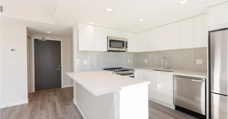 401-1182 Westwood Street, Coquitlam, BC, V3B 0T9 - 7