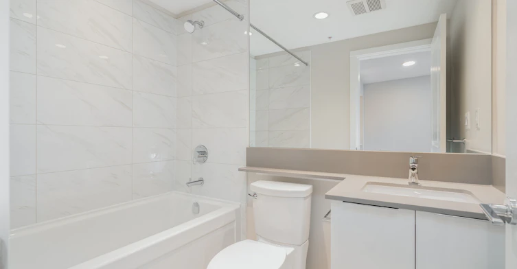 907-1182 Westwood Street, Coquitlam, BC, V3B 0T9 - 13
