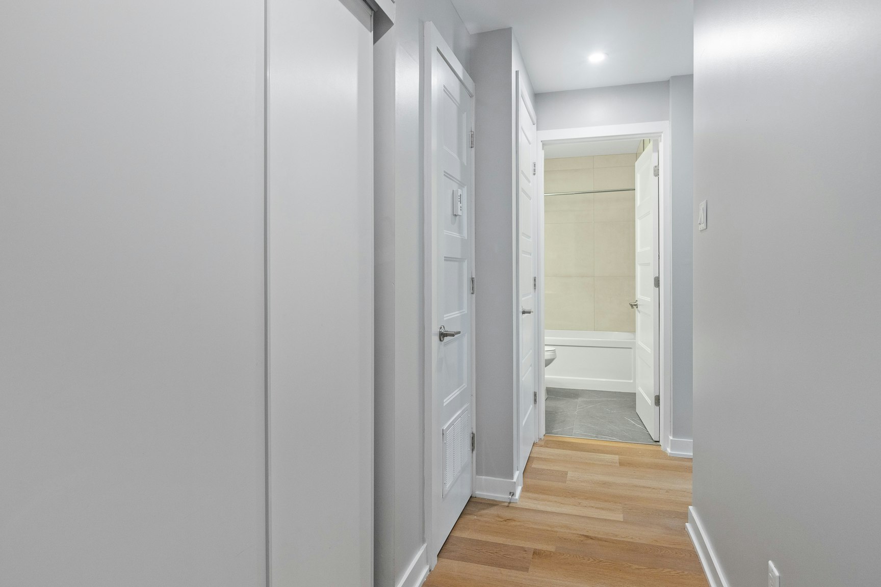 LL03-689 Churchill Avenue North, Ottawa, ON, K1Z 5G4 - 19