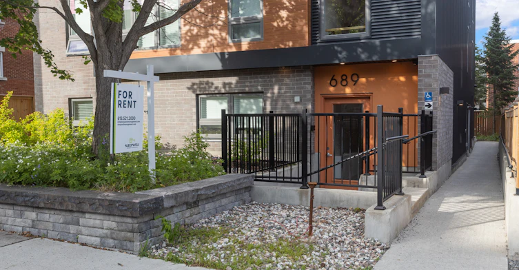 303-689 Churchill Avenue North, Ottawa, ON, K1Z 5G4 - 2