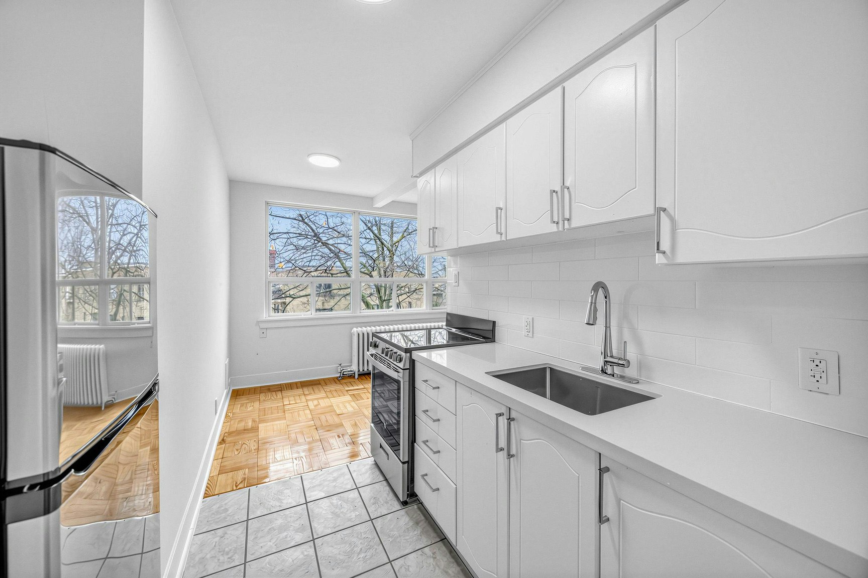 46 Montye Avenue, Toronto, ON, M6S 2G9 - 5