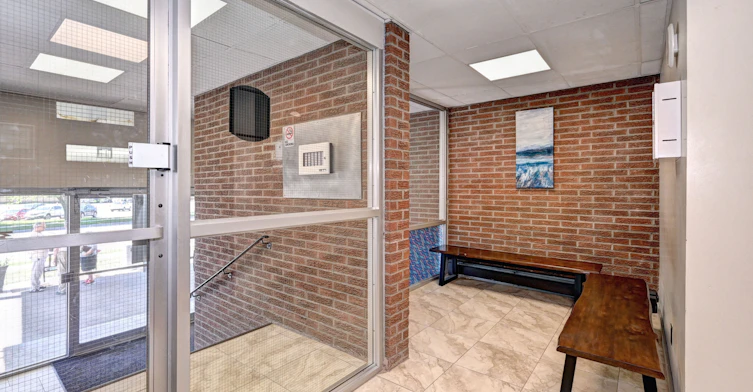 B02-301 Fairview Drive, Brantford, ON, N3R 2X4 - 3