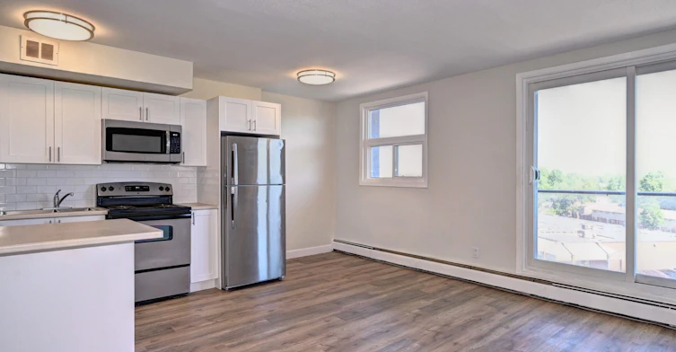 B02-301 Fairview Drive, Brantford, ON, N3R 2X4 - 5