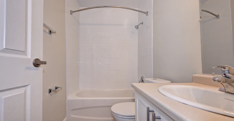 B02-301 Fairview Drive, Brantford, ON, N3R 2X4 - 13