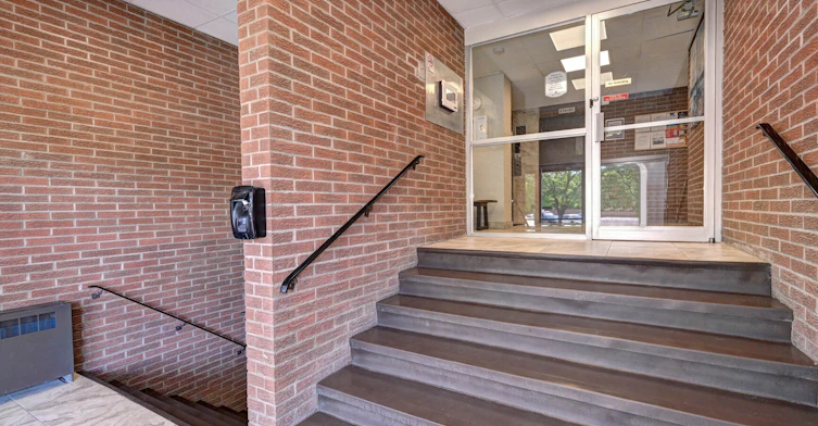 702-301 Fairview Drive, Brantford, ON, N3R 2X4 - 4