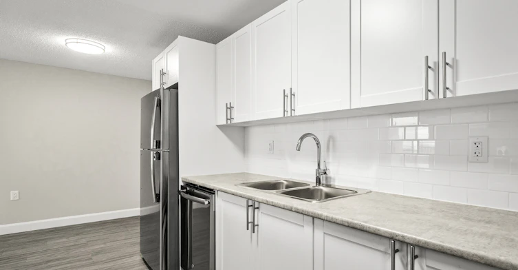 102-11 Derby Lane, Sarnia, ON, N7T 7V2 - 9