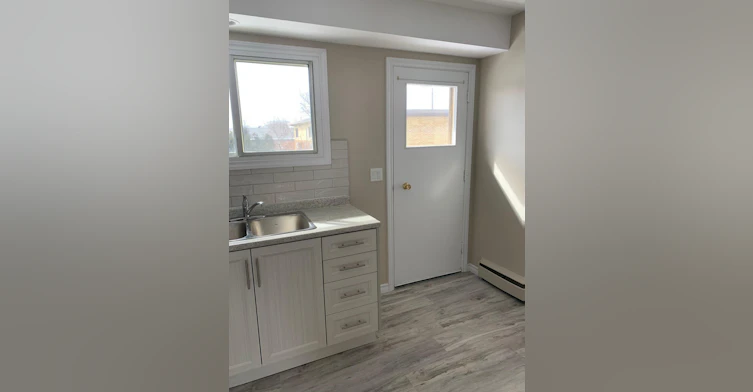 5 Meyer Drive, Guelph, ON, N1E 4H1 - 8